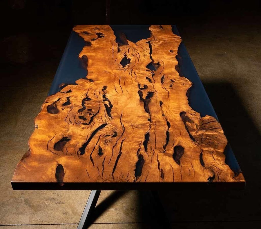 Стол из массива граба